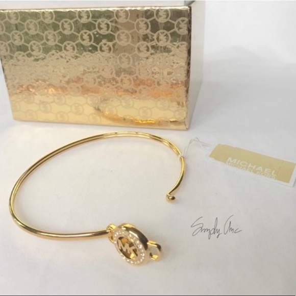 NWT authentic MK gold tone logo bracelet - Picture 5 of 7